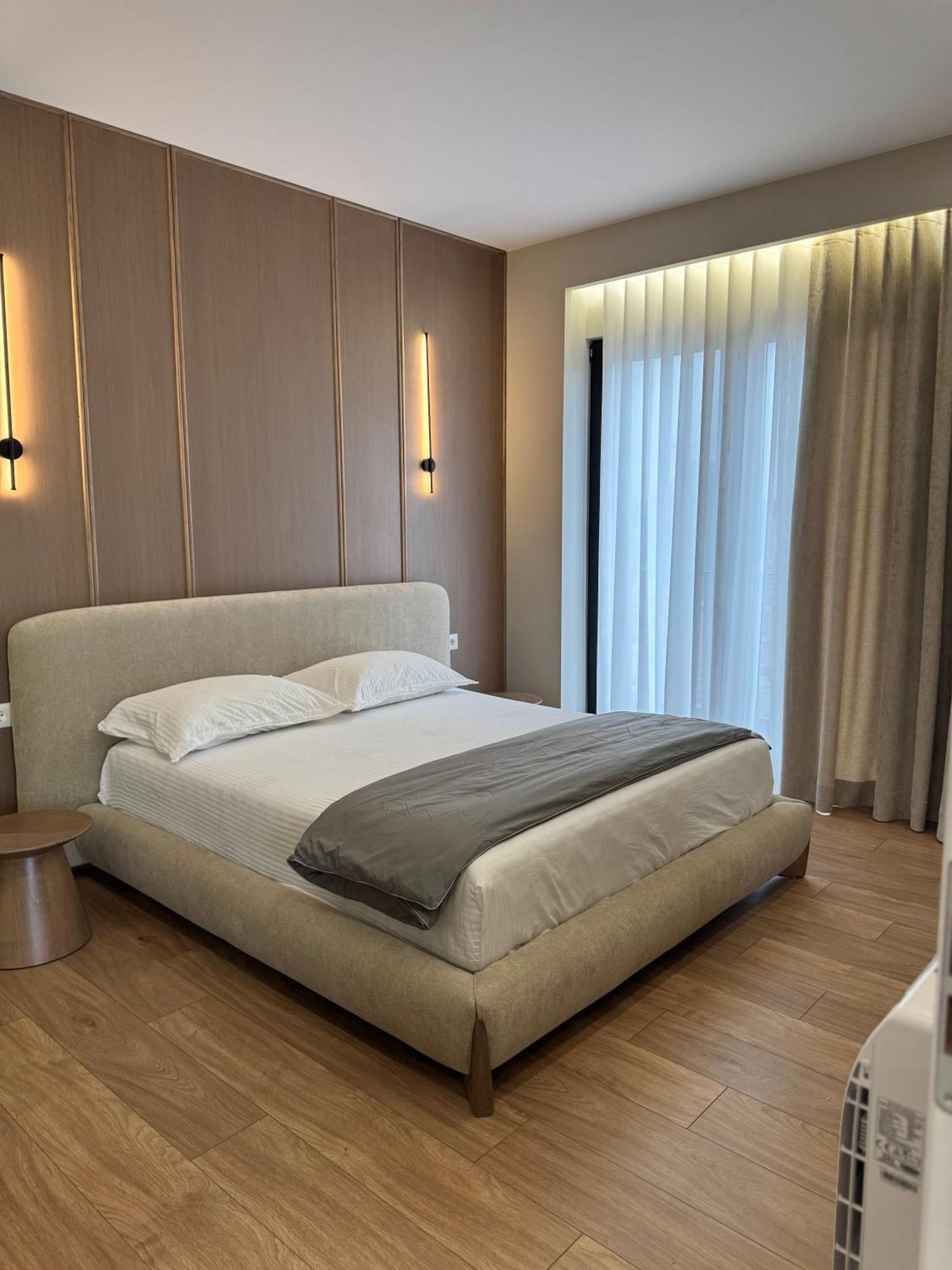 Square Inn Garden Aparthotel Tirana Buitenkant foto