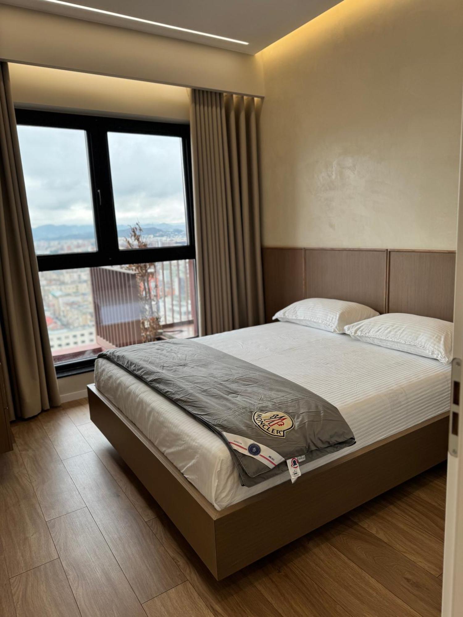 Square Inn Garden Aparthotel Tirana Buitenkant foto